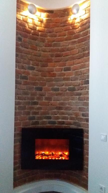 Apartment With Fireplace Lviv Eksteriør billede